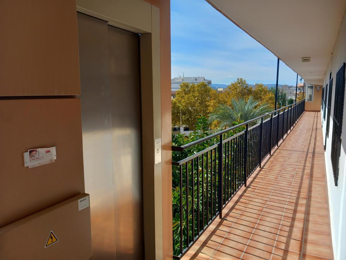 200 Meters To Arenal Beach. 3 Bedroom Jávea Exterior photo